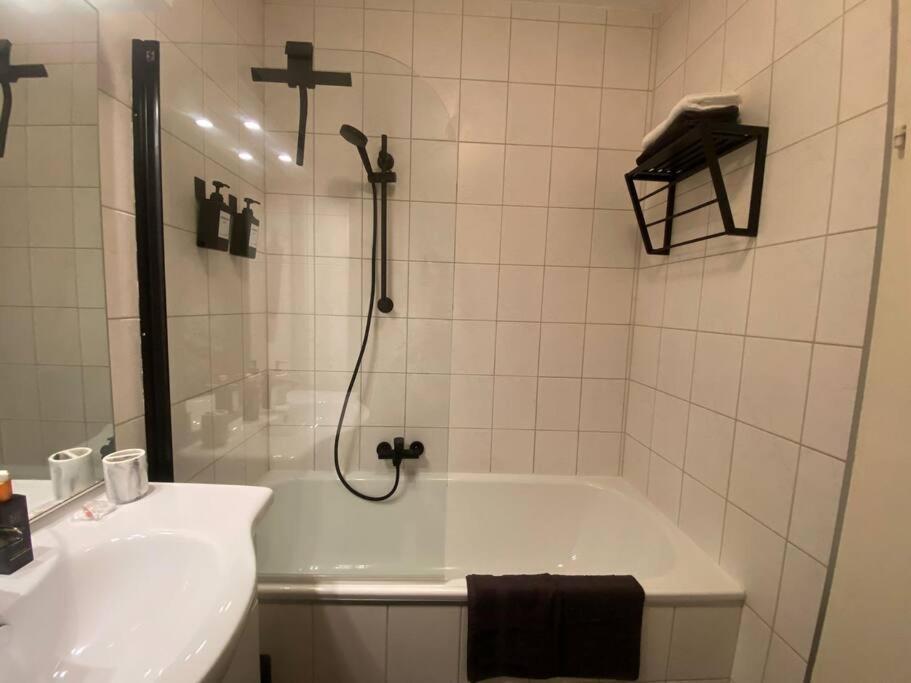 Schoene Wohnung In Zentraler Lage Klagenfurt am Woerthersee Eksteriør bilde